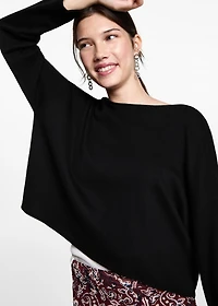 Oversized fine-knit sweater