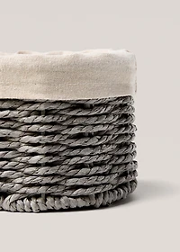 Small round paper basket