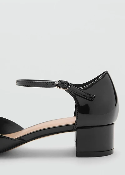 Patent heeled shoes