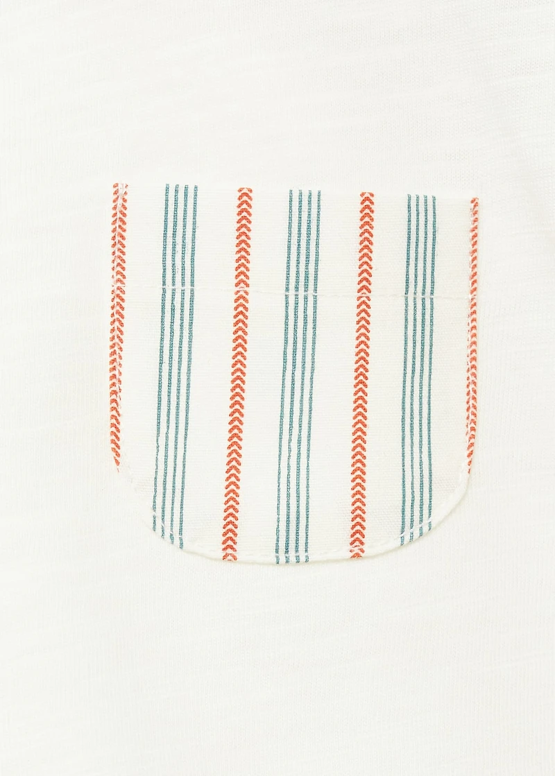 Patch pocket T-shirt