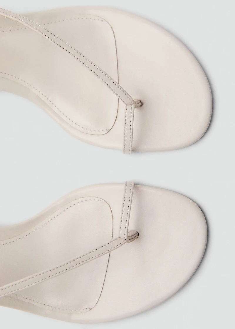 Leather sandals with a wide strap