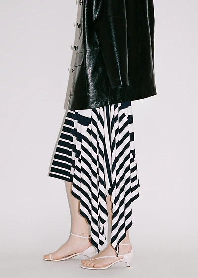 Leather sandals with a wide strap