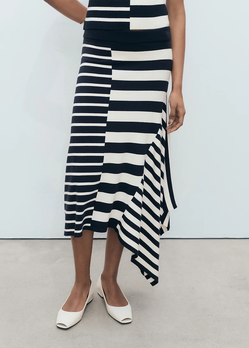 Asymmetrical striped knitted skirt