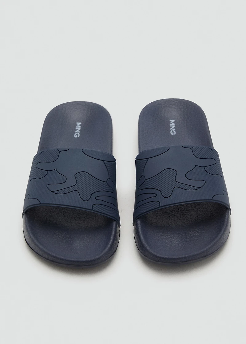 Camouflage-style flip-flops