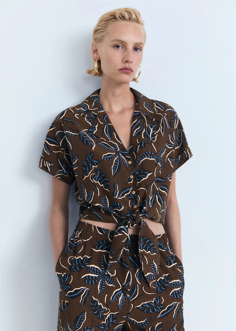 Printed crop shirt with knot detail