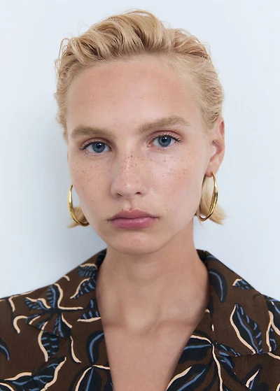 Printed crop shirt with knot detail