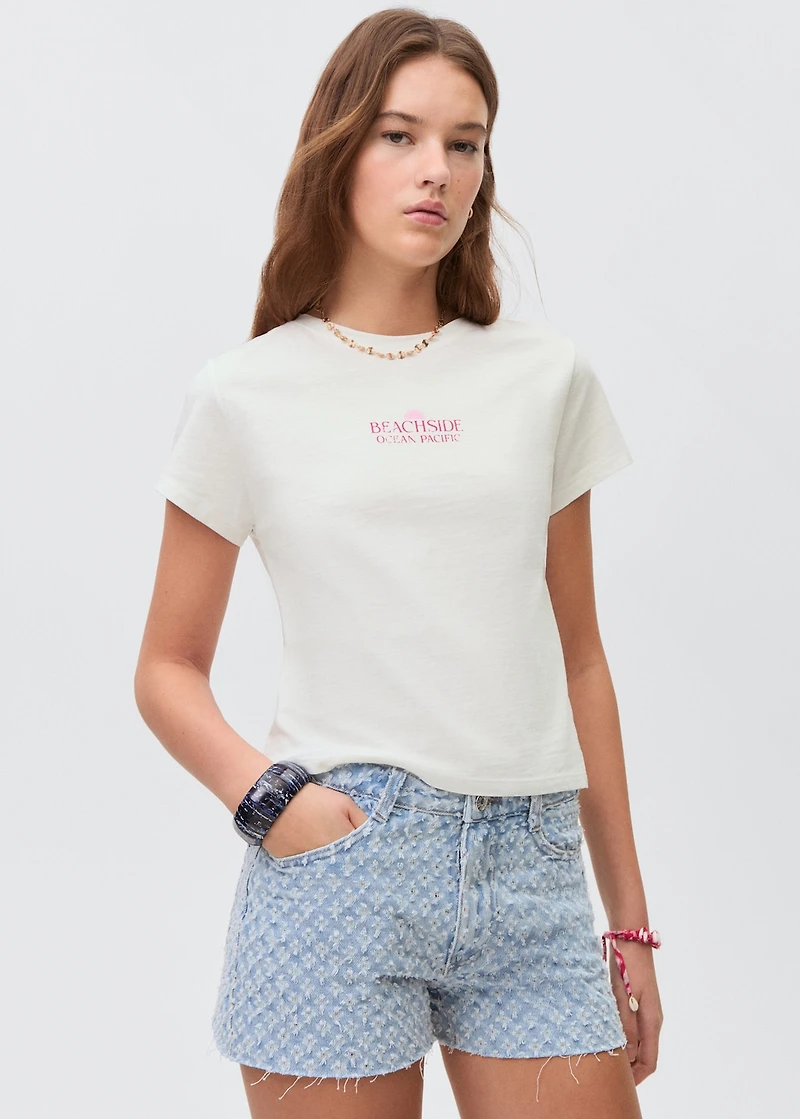 Raglan sleeve T-shirt