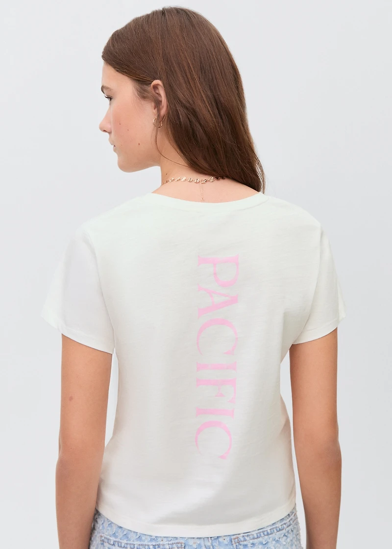 Raglan sleeve T-shirt