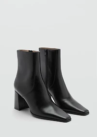 Ankle boots with block heel