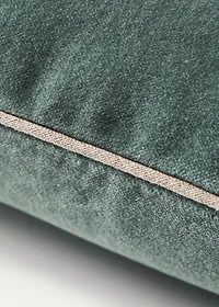 Velvet cushion cover with seam detail 50x50 cm
