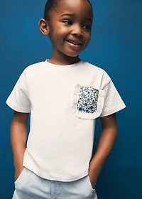 Patch pocket T-shirt