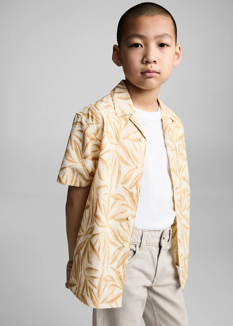 Short sleeved cotton shirt