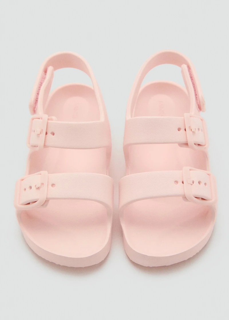 Flip-flops with buckle straps