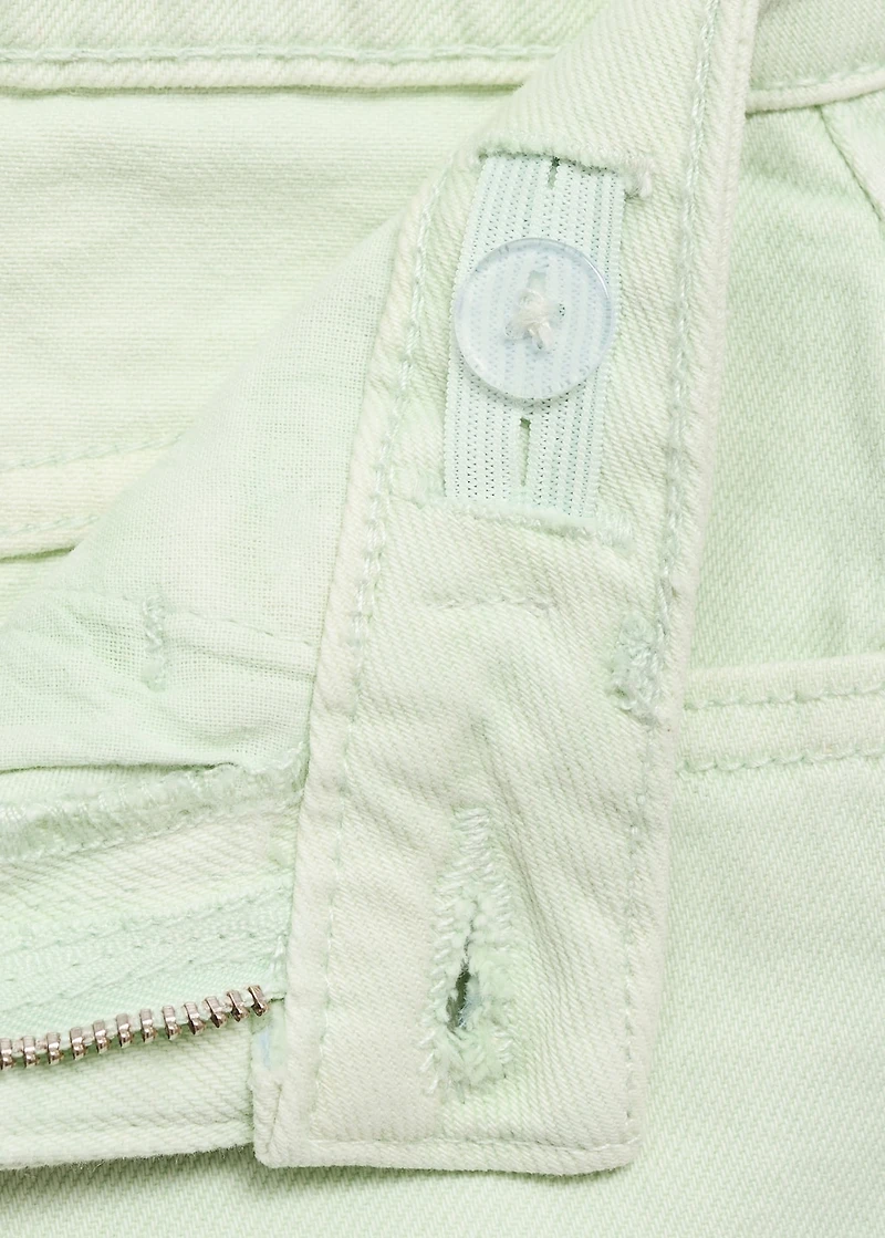 Denim shorts with frayed hem