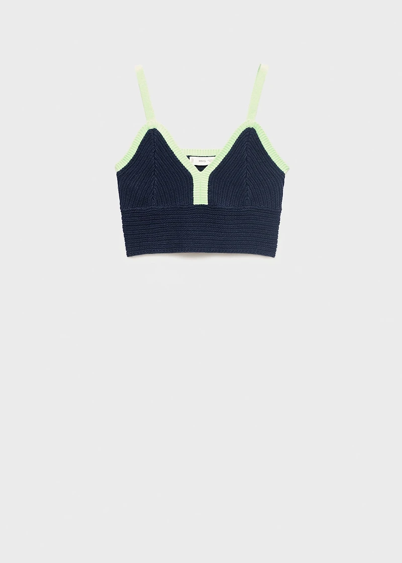 Contrasting crochet top