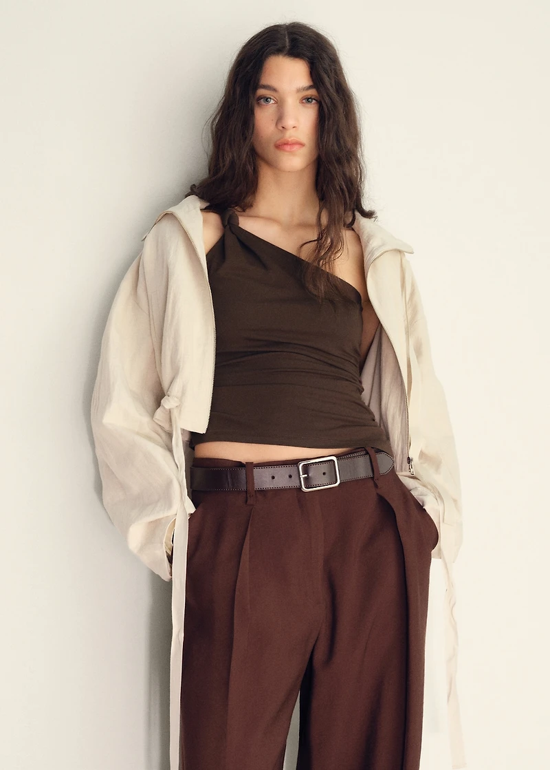 Asymmetrical top with knot detail