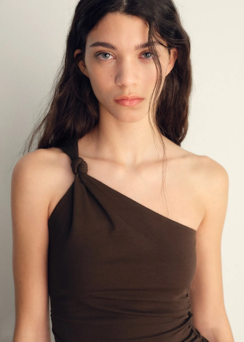 Asymmetrical top with knot detail