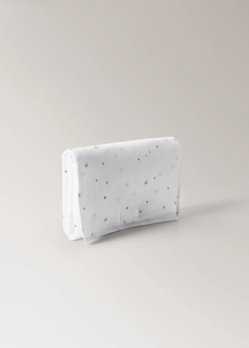 Baby changing mat with embroidered stars