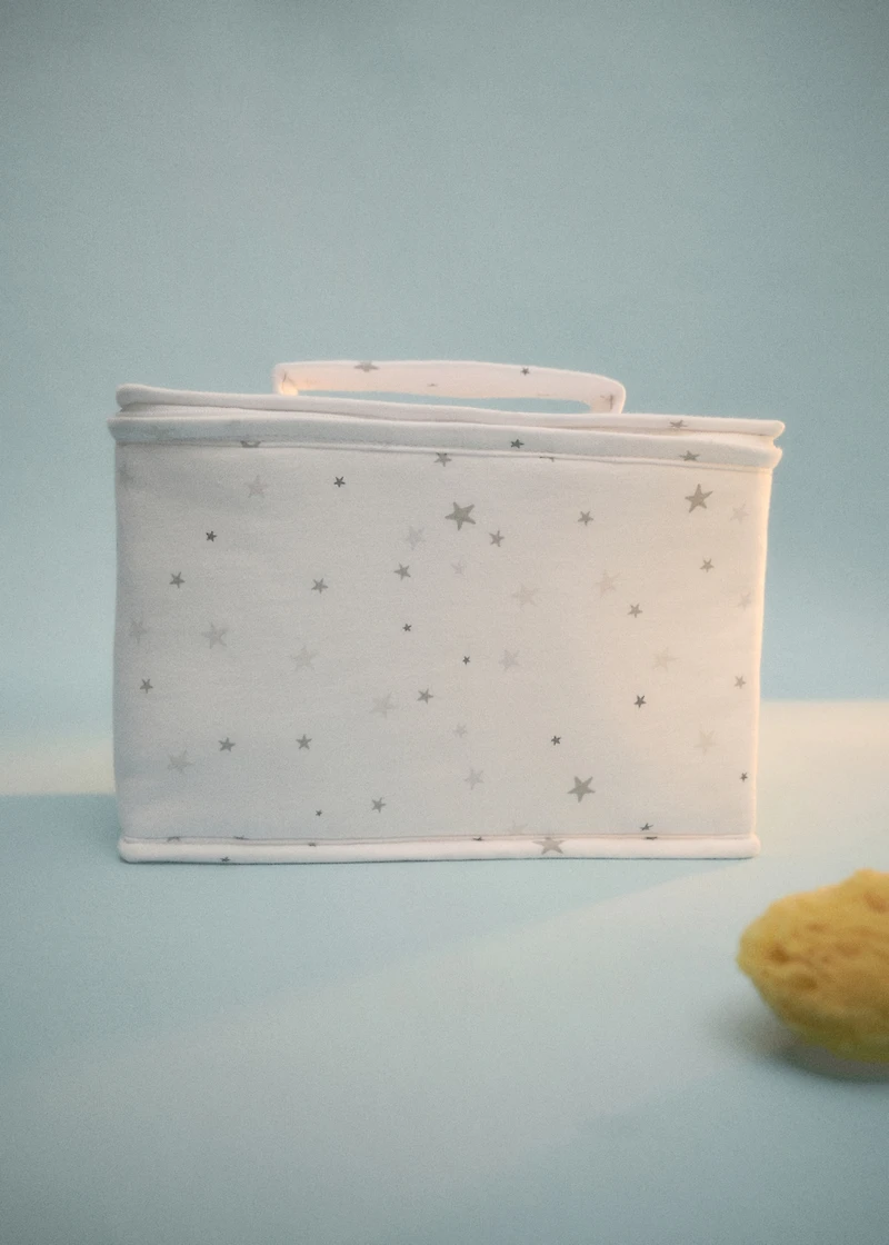 Children’s toiletry bag with star print