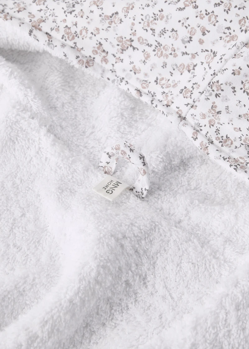 Children’s bathrobe with mini-flower print