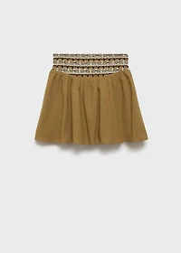 Short skirt with embroidered waist