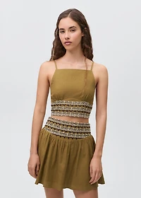 Short skirt with embroidered waist