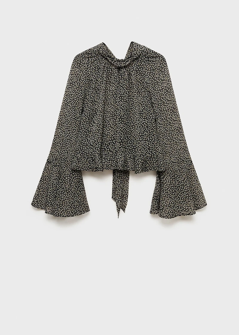 Floral-print blouse with ruffles
