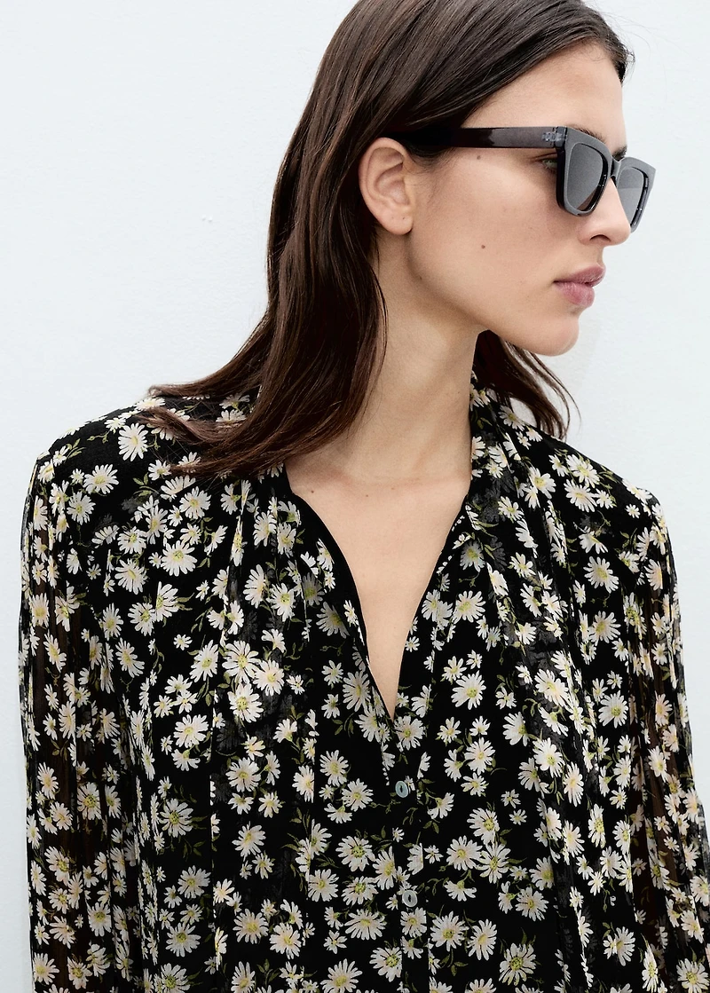 Floral tie blouse
