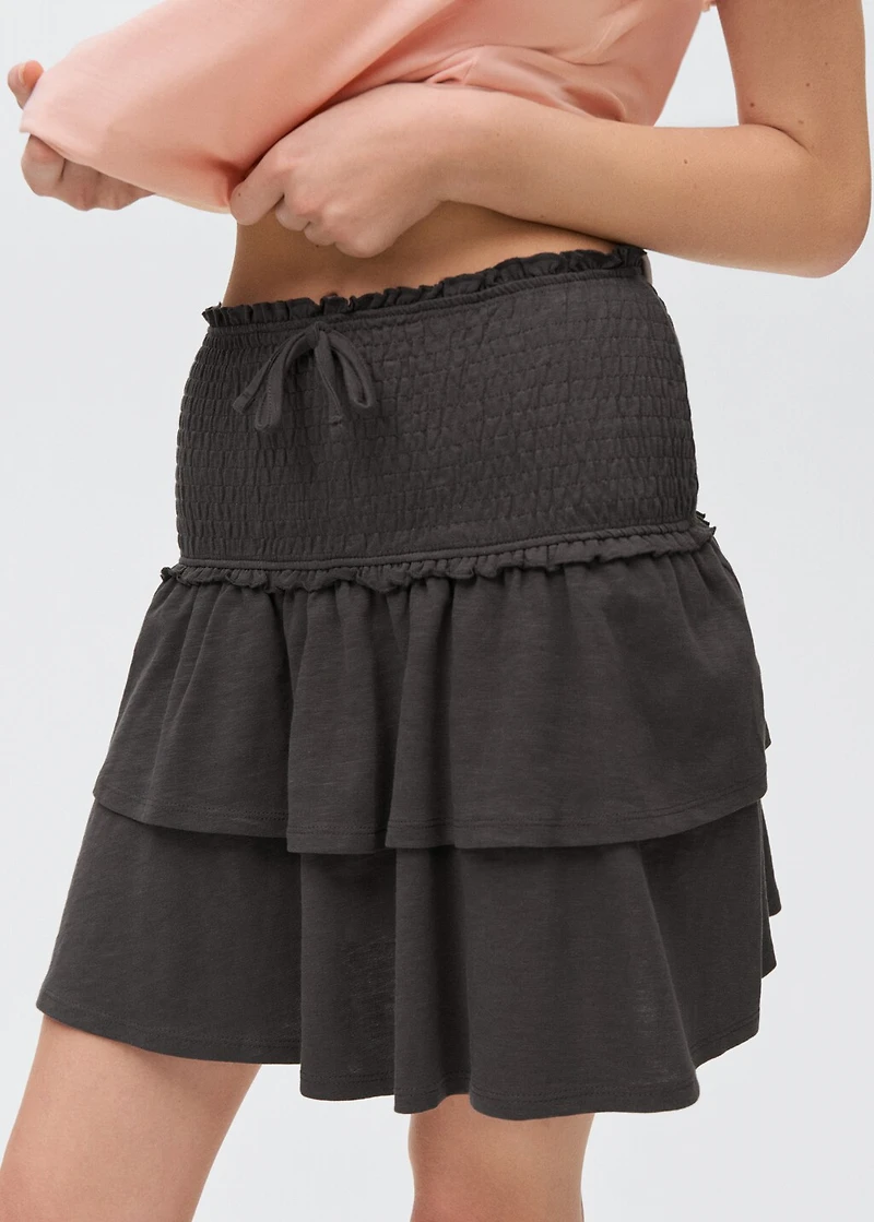 Gathered skirt with ruffles