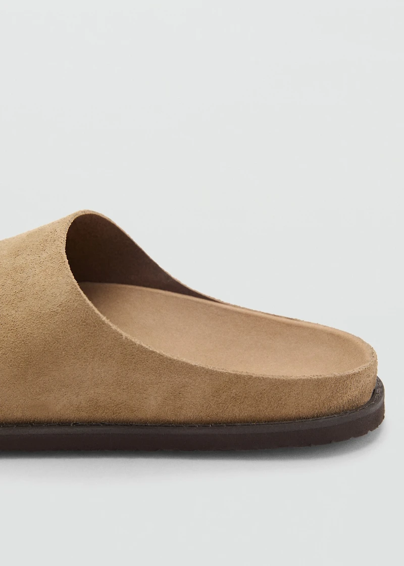 Suede leather clogs