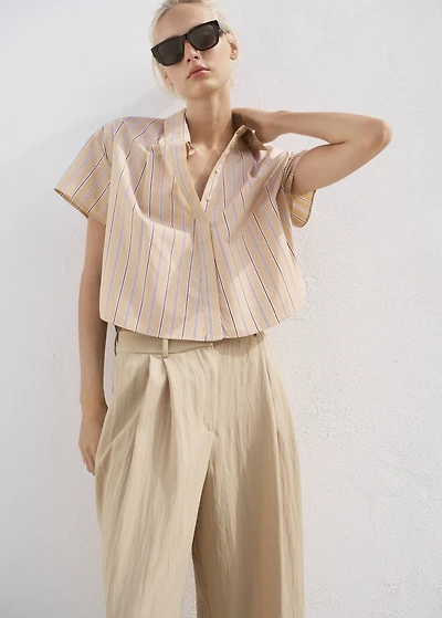 Short sleeve striped shirt