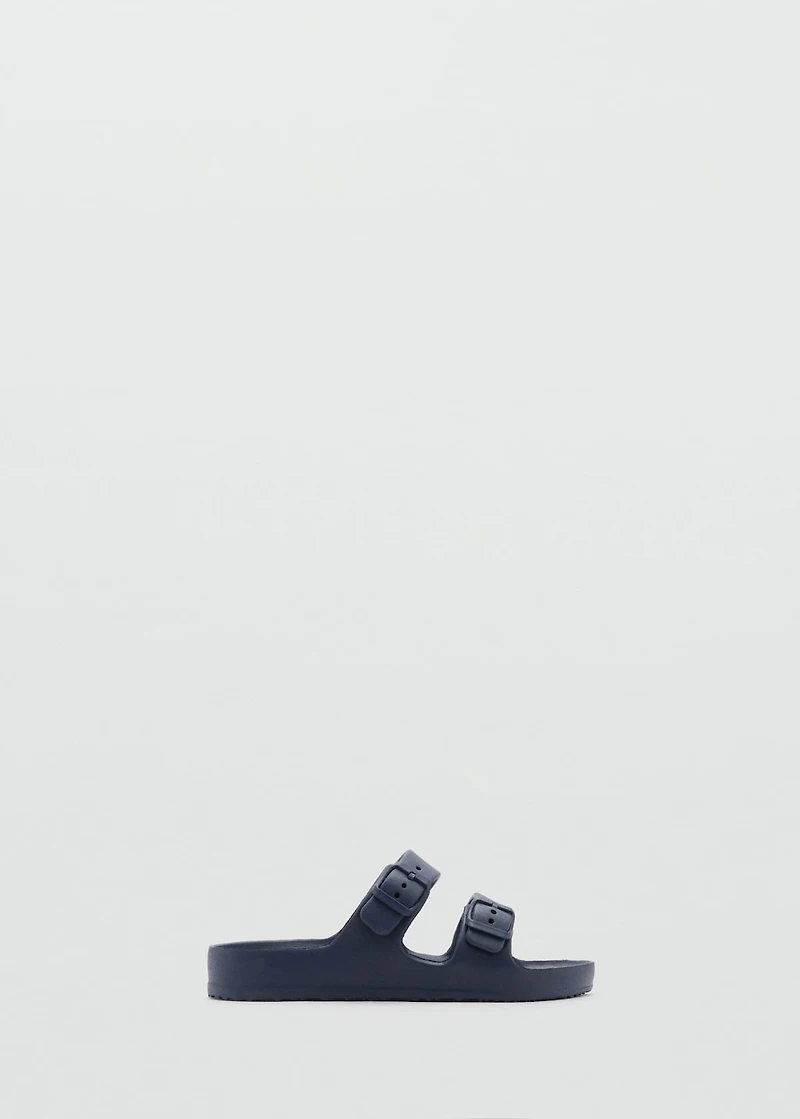 Flip-flops with buckle straps