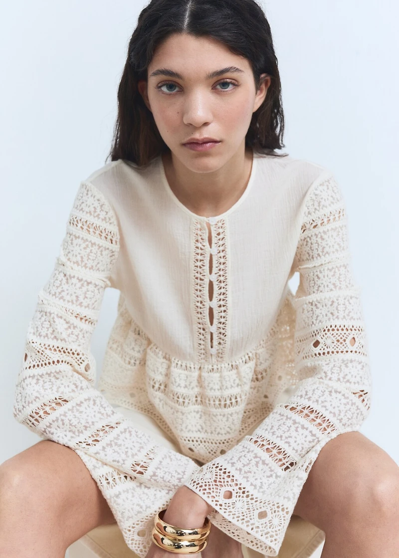 Embroidered cotton blouse with lace details