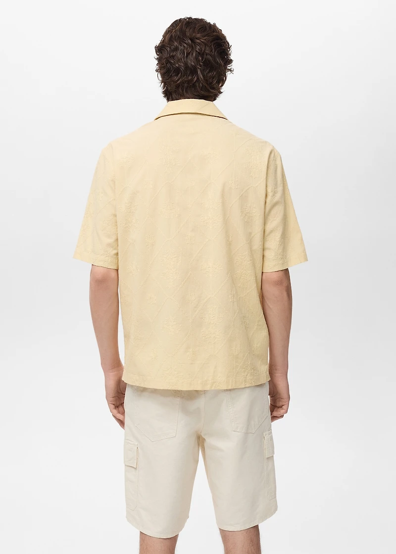 Shirt with embroidered bowling collar
