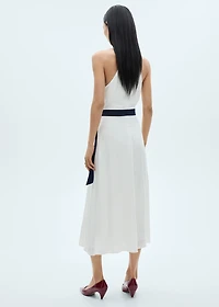 Contrast belt dress