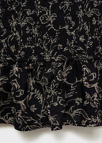 Gathered skirt with ruffle