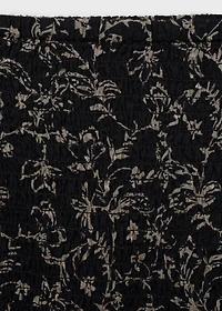 Gathered skirt with ruffle