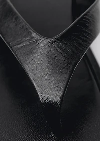 Leather straps sandals