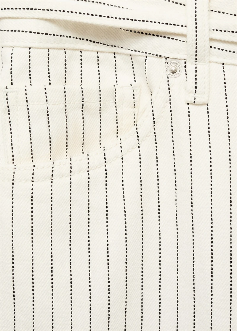 Wide leg jeans with stripes and belt