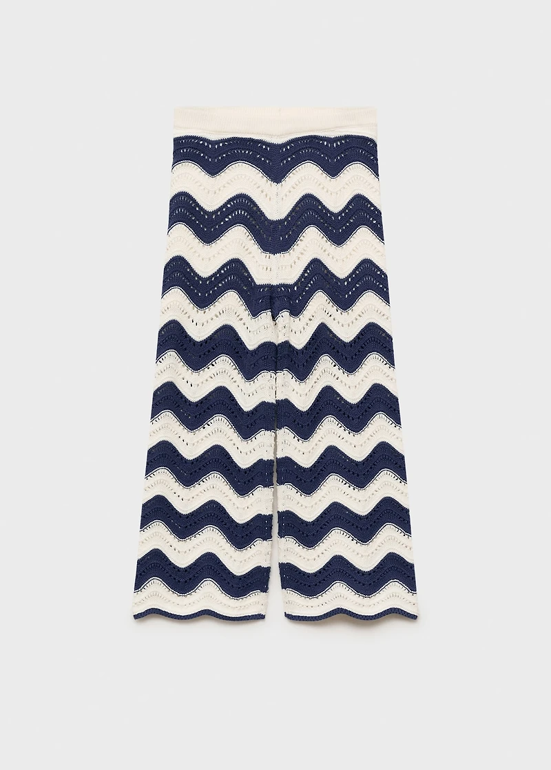 Zig-zag knitted pants with lace accents