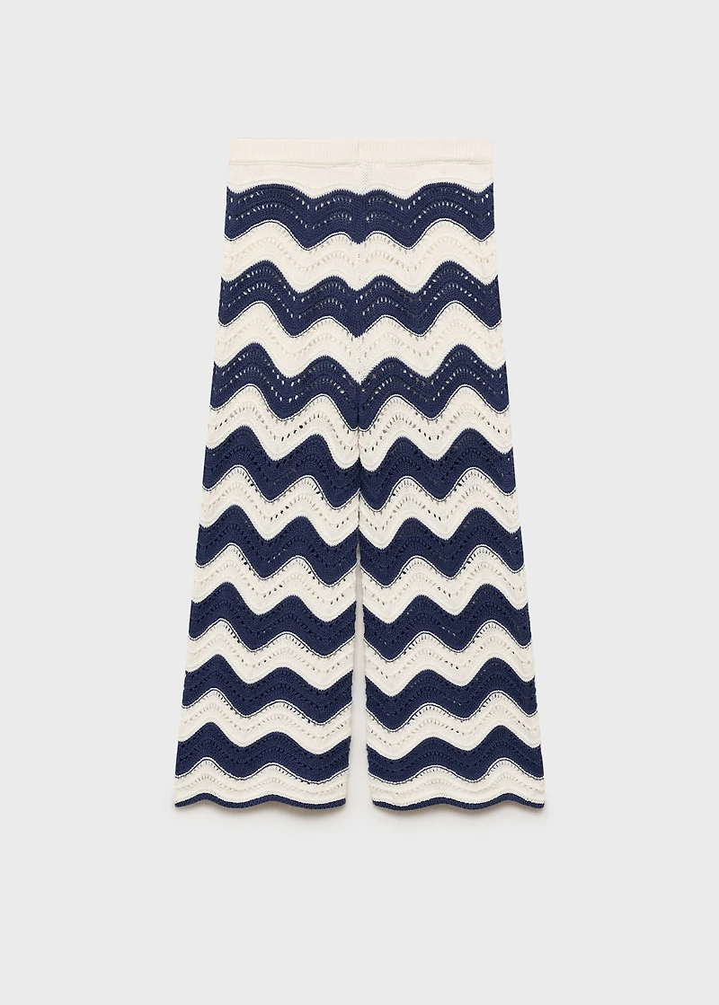 Zig-zag knitted pants with lace accents