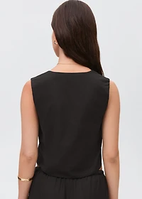 Linen vest with buttons