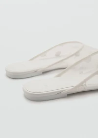 Embroidered mesh shoes