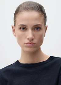 Fitted linen t-shirt