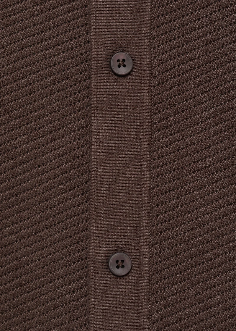 Knitted structured shirt with lace design