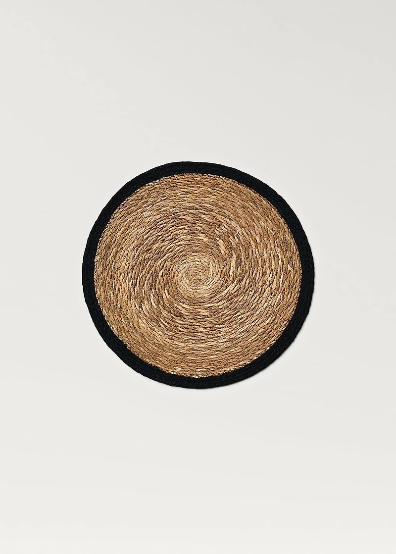 Natural fiber braided placemat