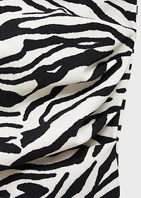 Draped sleeveless t-shirt