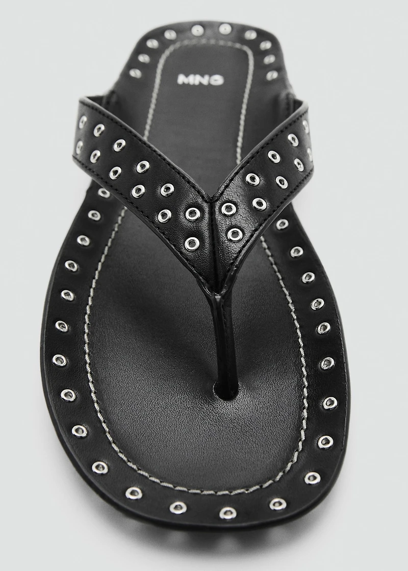 Leather sandals with eyelets
