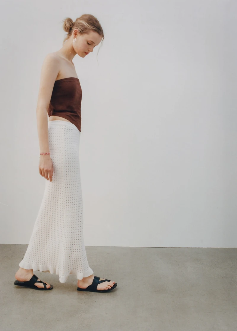 Long knitted skirt