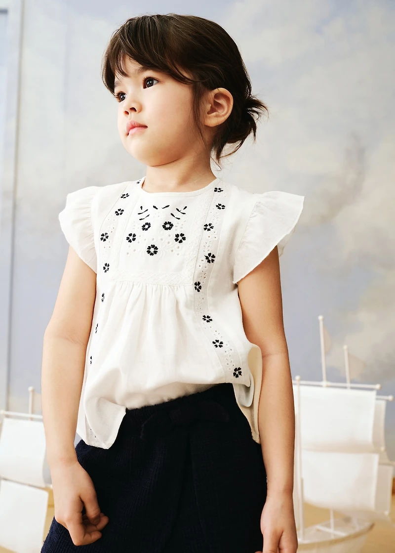 Embroidered details blouse